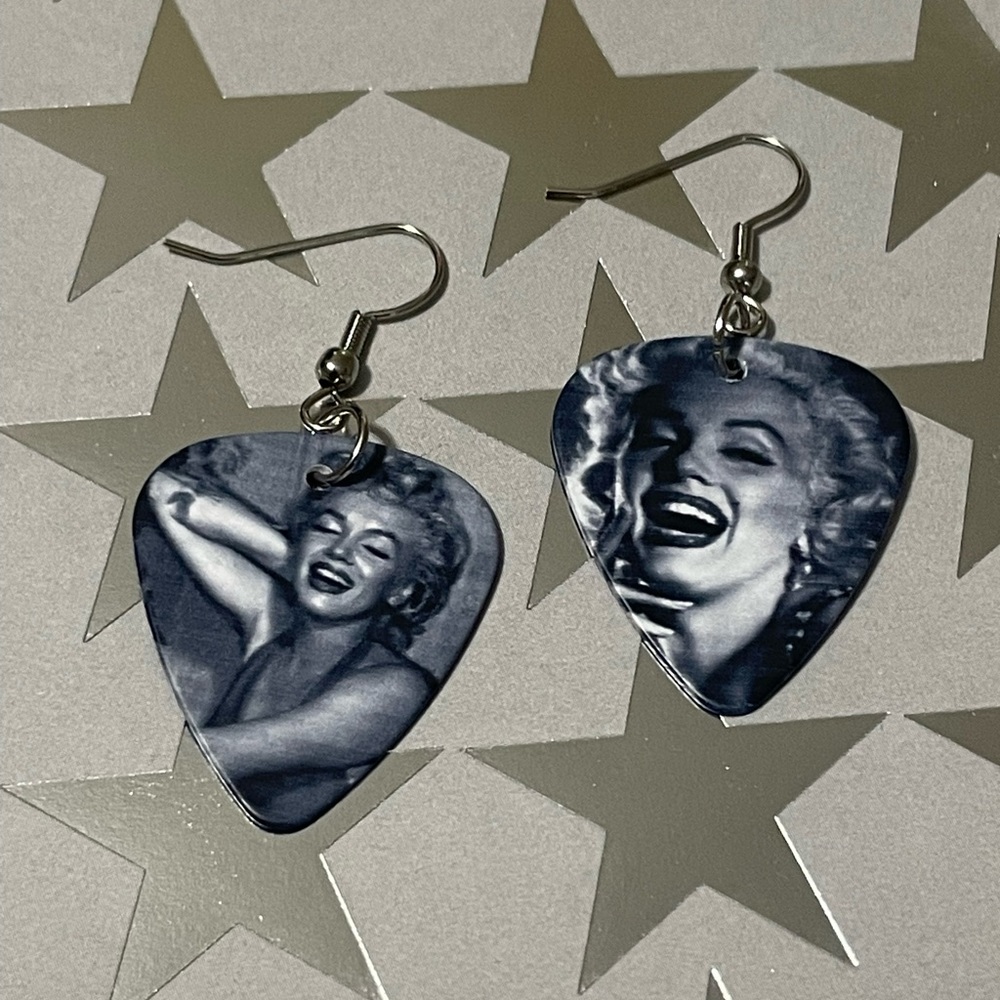 Marilyn Monroe Guitar pick earring’s